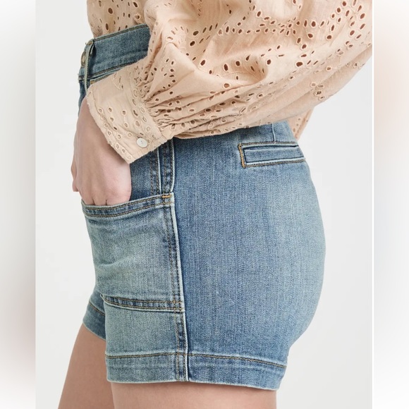 NILI LOTAN | Livie Denim Short - Picture 4 of 9
